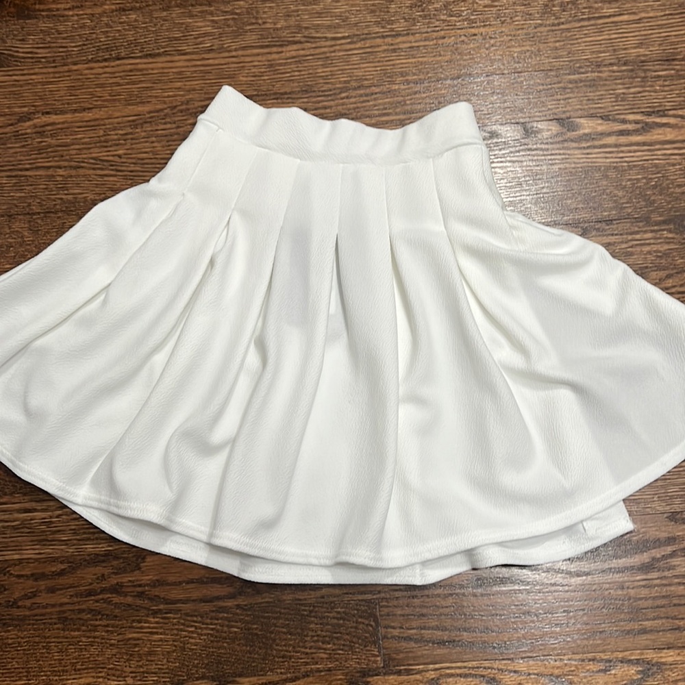 Pretty little things skirt